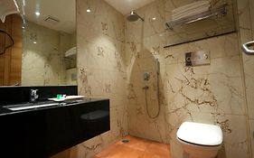 Celebrant Hotel